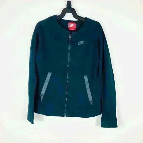 Nike jacket  - Picture 1 of 5